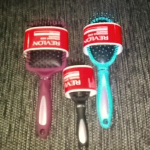 Hair brushes
